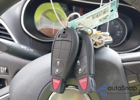 2020 Jeep Cherokee Latitude 4X4 из США, поврежденный, VIN 1C4PJMCB3LD541041